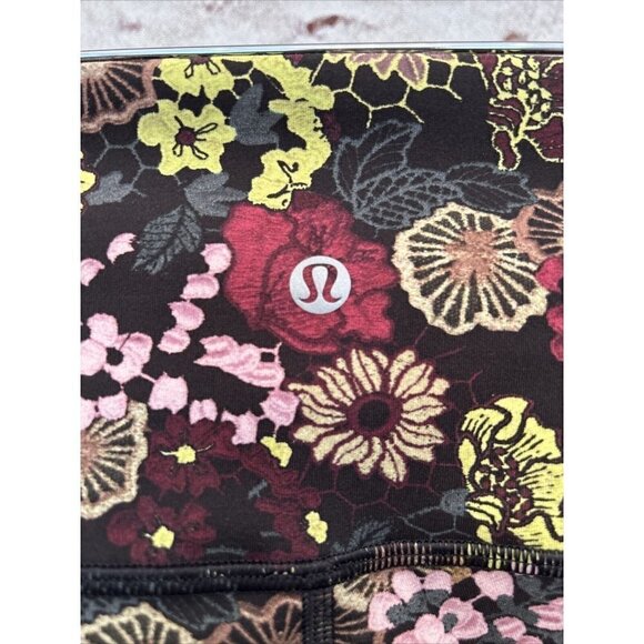 Lululemon Wunder Under Hi-Rise 19" Crop Tight Fluorolace Black Floral Size 4 - Picture 6 of 8